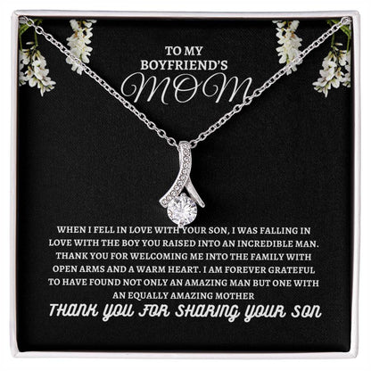 TO MY BOYFRIEND'S MOM Alluring Beauty Necklace